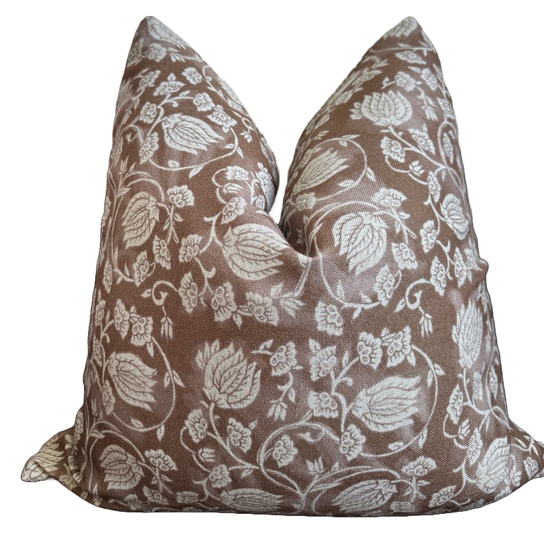 Kate Pillow Cover 22x22
