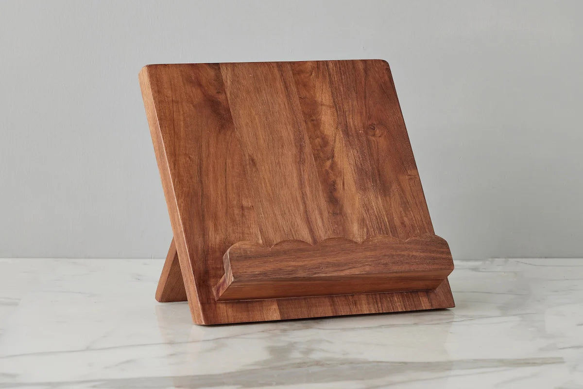 Scalloped Cookbook Holder